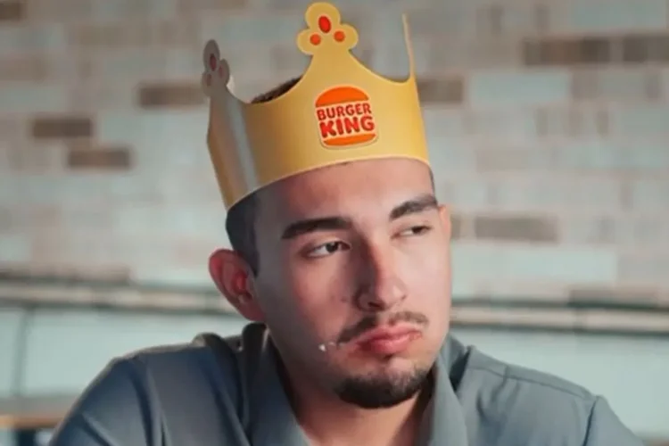Jovem resgatado no Pico Paraná vira rosto de campanha do Burger King